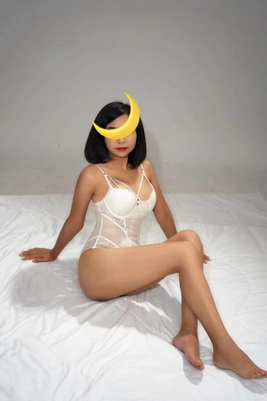 Moon, photo 4