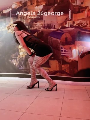 Angela รูปที่ 2