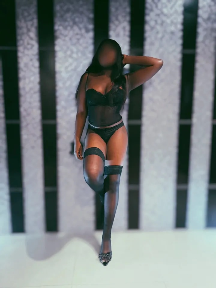 Desirae, 사진 8