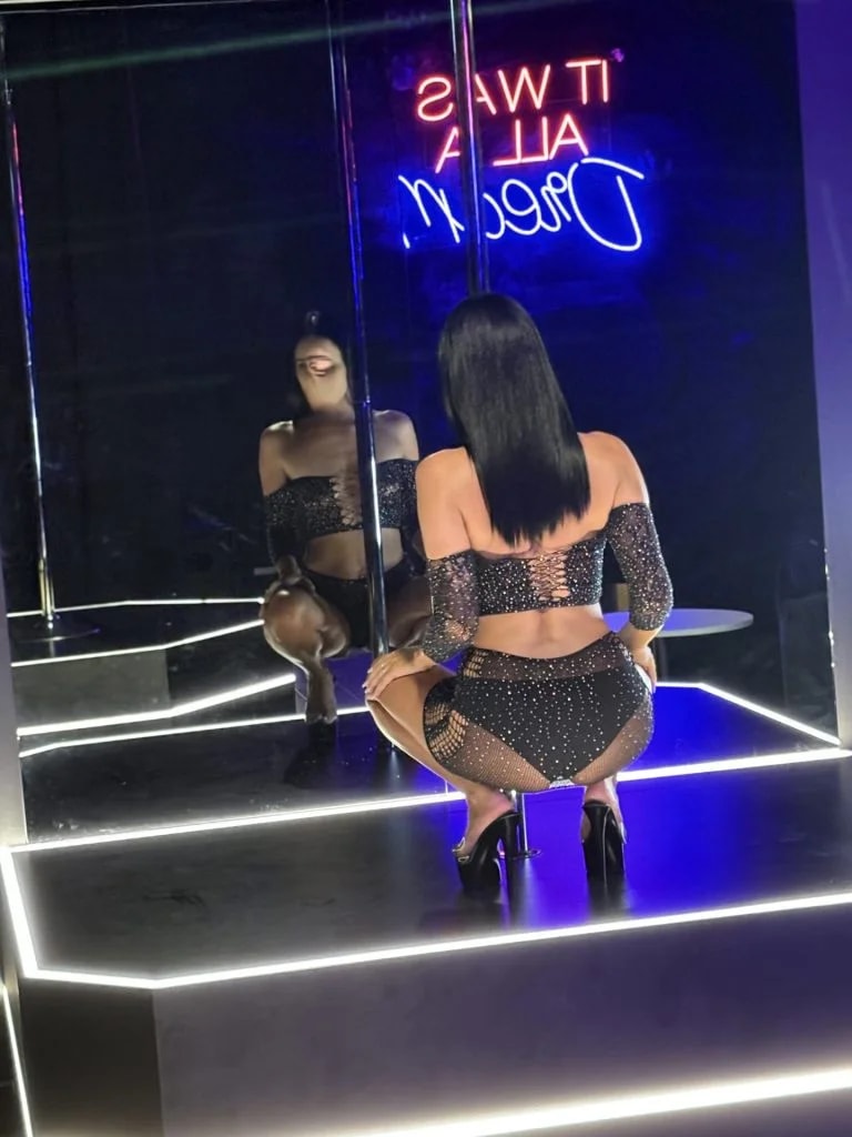 Layla-, ảnh 1