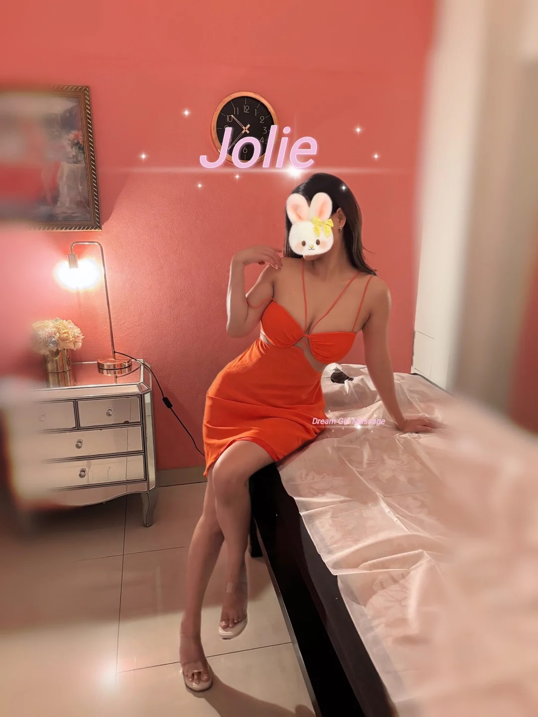 Jolie รูปที่ 1