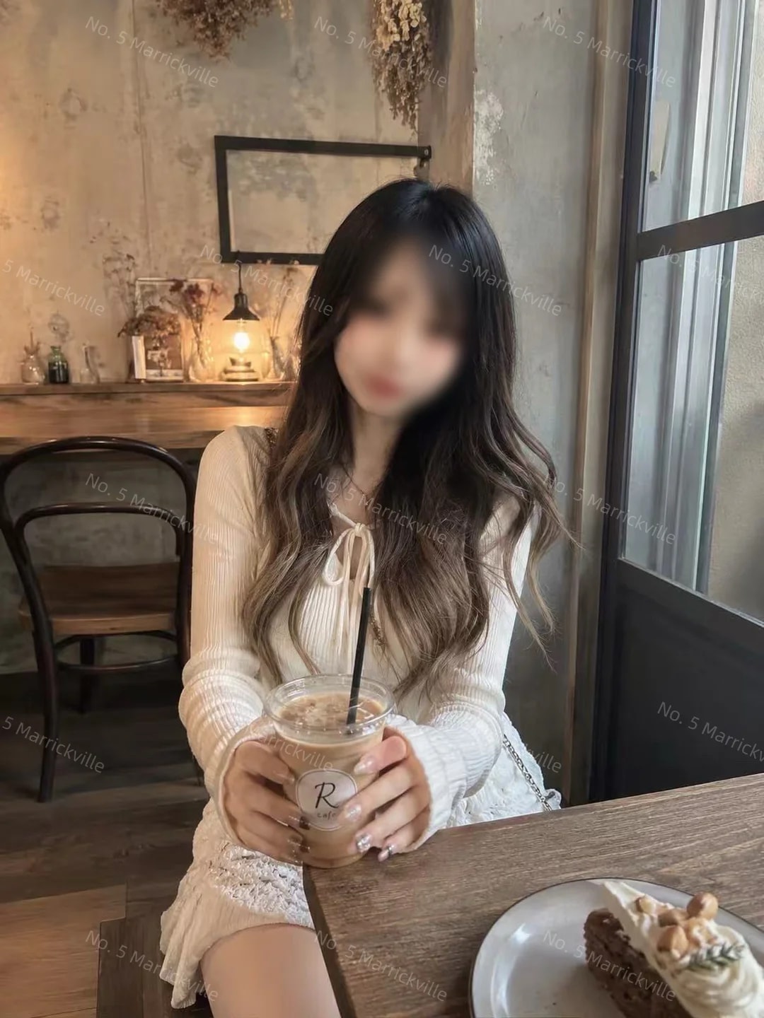 Mimika, ảnh 2