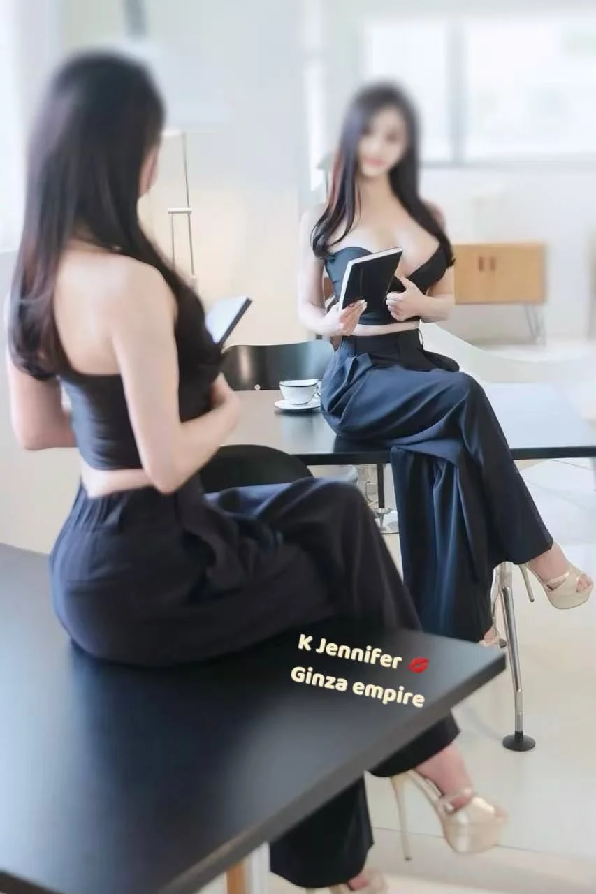 Jennifer, photo 3