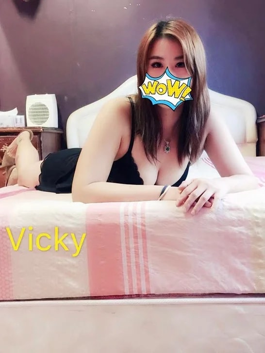 Vicky, ảnh 1