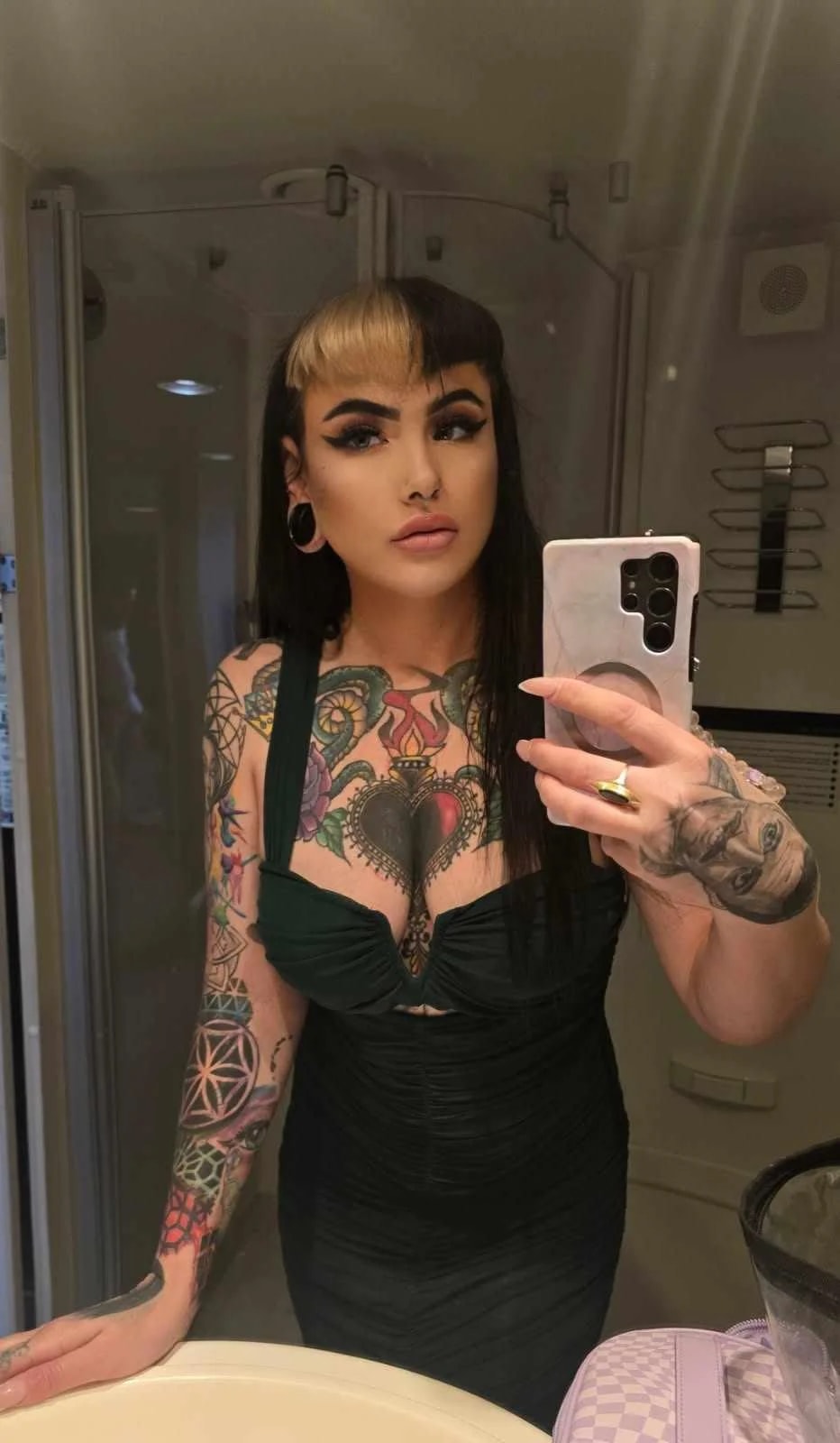 Paige, photo 3